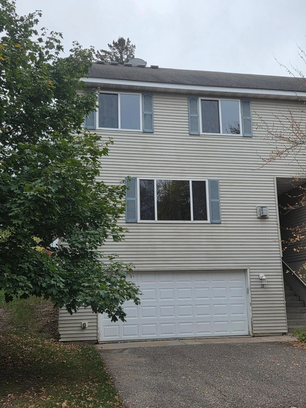 12 City View Lane, Saint Paul