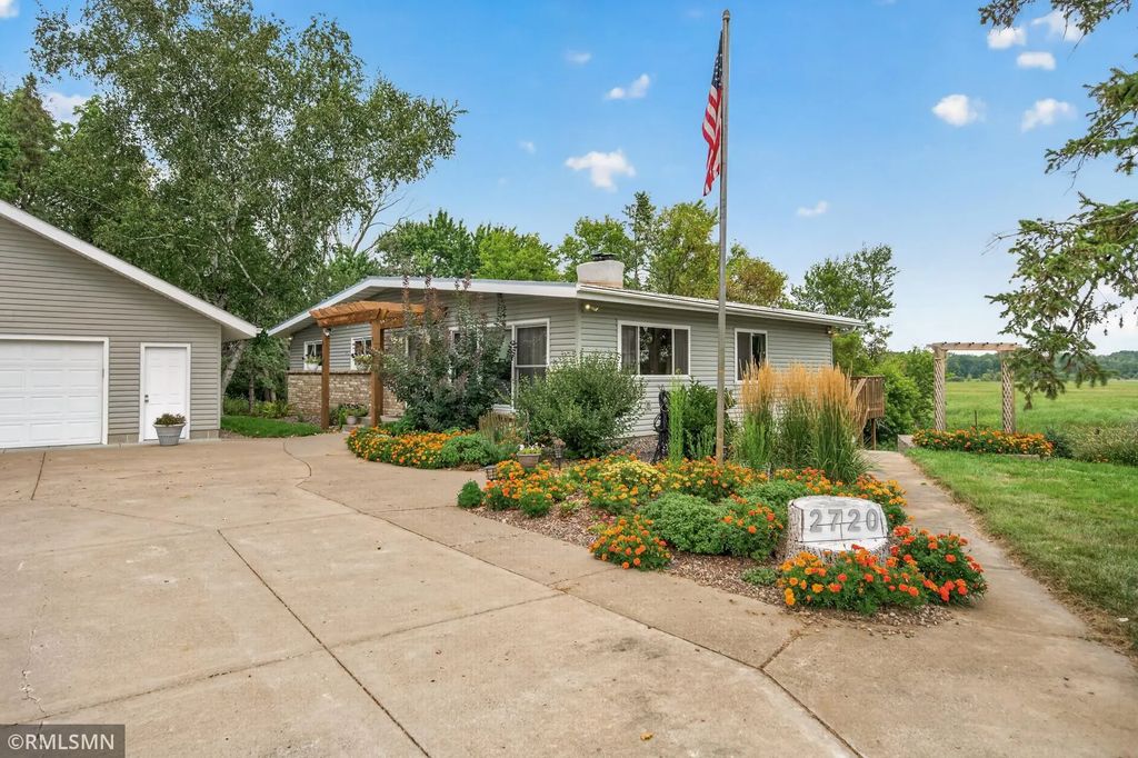 2720 Silver Fox Road, White Bear Lake