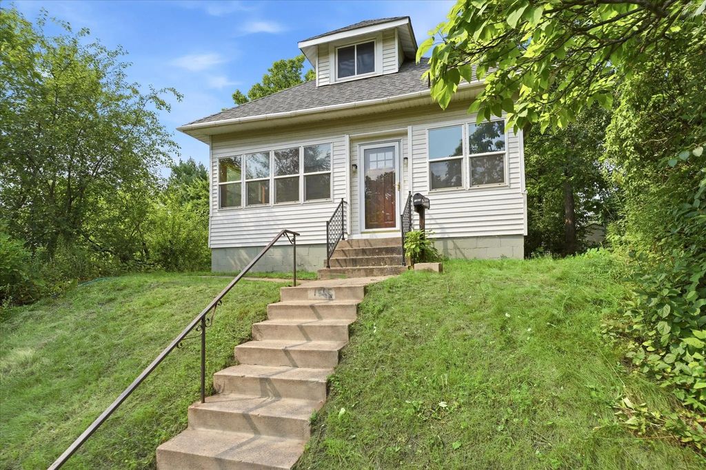 1565 7th Street E, Saint Paul