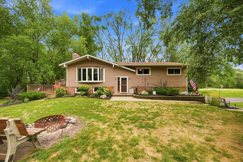 861 Willow Ridge 1, Hudson