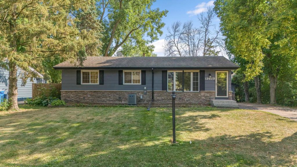 13629 Nagell Circle, Maple Grove