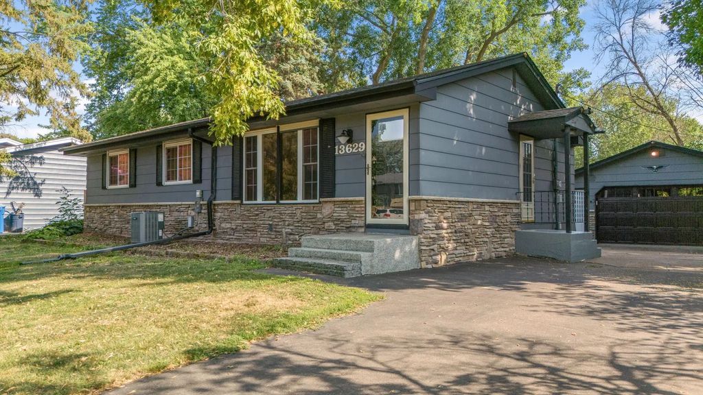 13629 Nagell Circle, Maple Grove