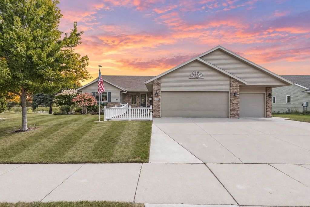 1905 Prairie Avenue Sw, Faribault