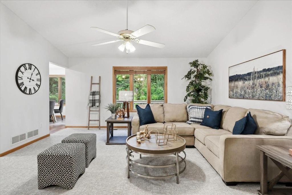 1904 Lincoln Street S 1904, Northfield