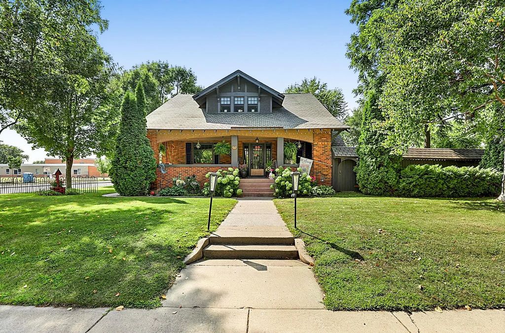346 Washburne Avenue, Paynesville