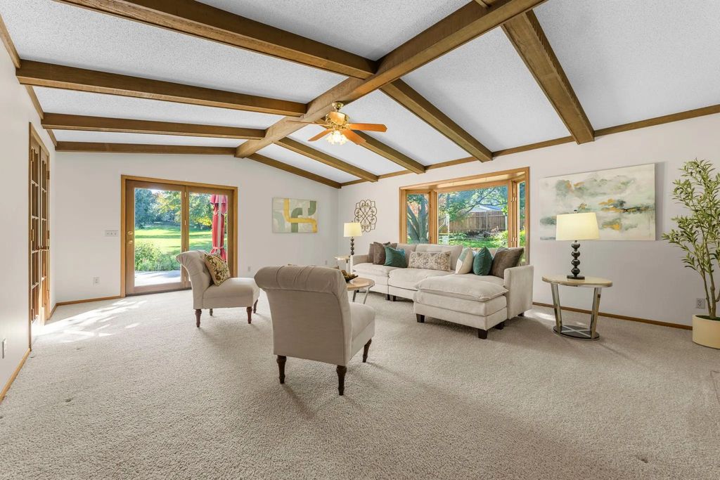 13406 Washburn Avenue S, Burnsville