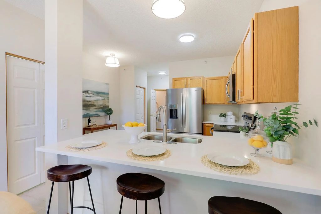 9429 Marshall Road, Eden Prairie