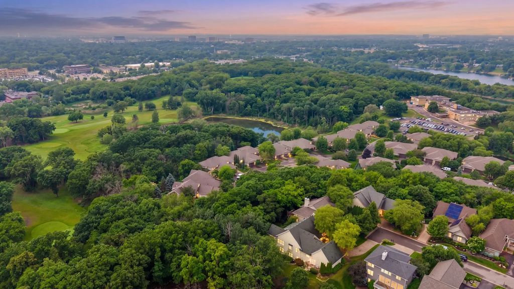 1329 Waterford Drive, Golden Valley