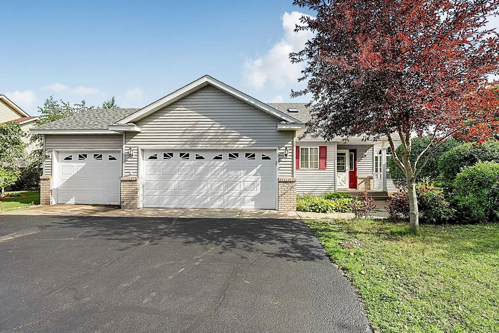 1292 Fieldstone Drive, Sauk Rapids