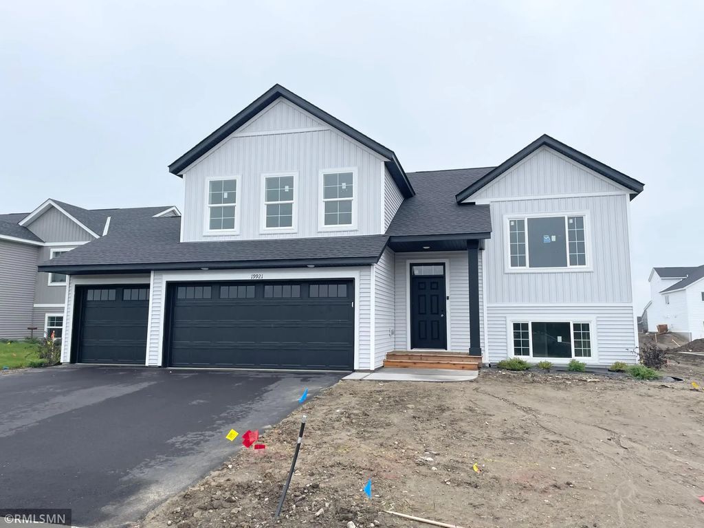 19921 Ely Avenue N, Forest Lake
