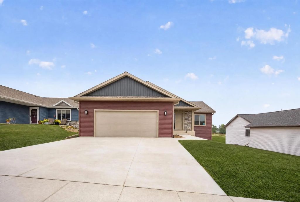 6160 Cody Lane Nw, Rochester
