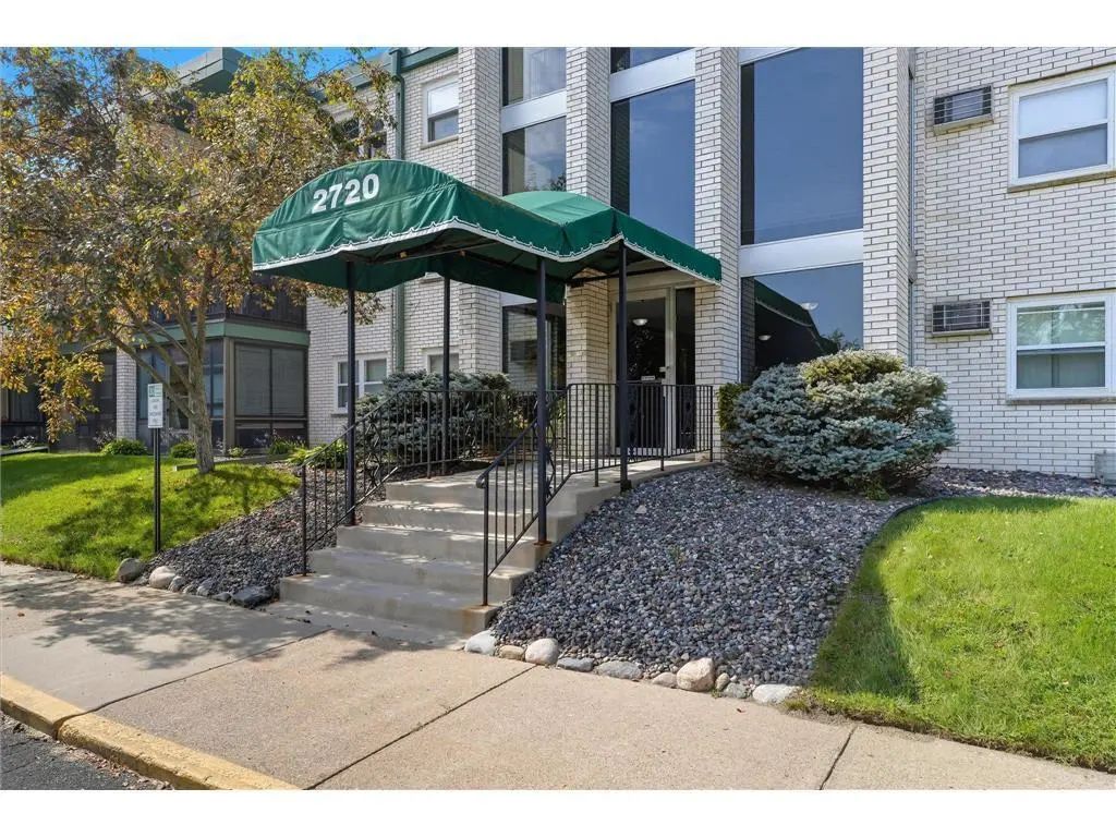 2720 Dale Street N C113, Roseville