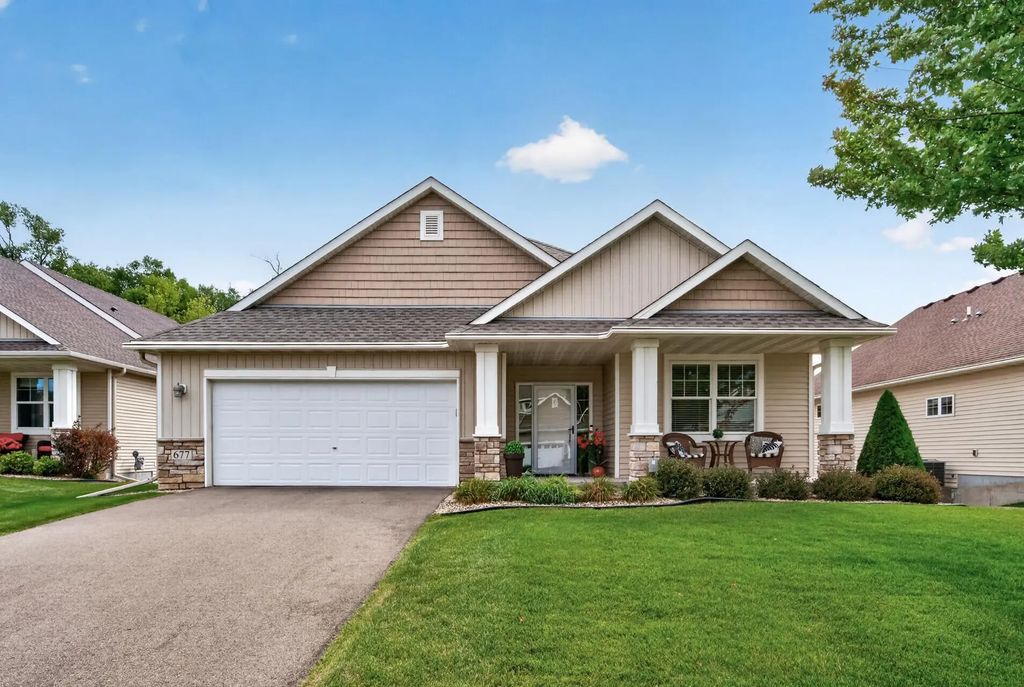 677 Lake Ridge Drive, Woodbury