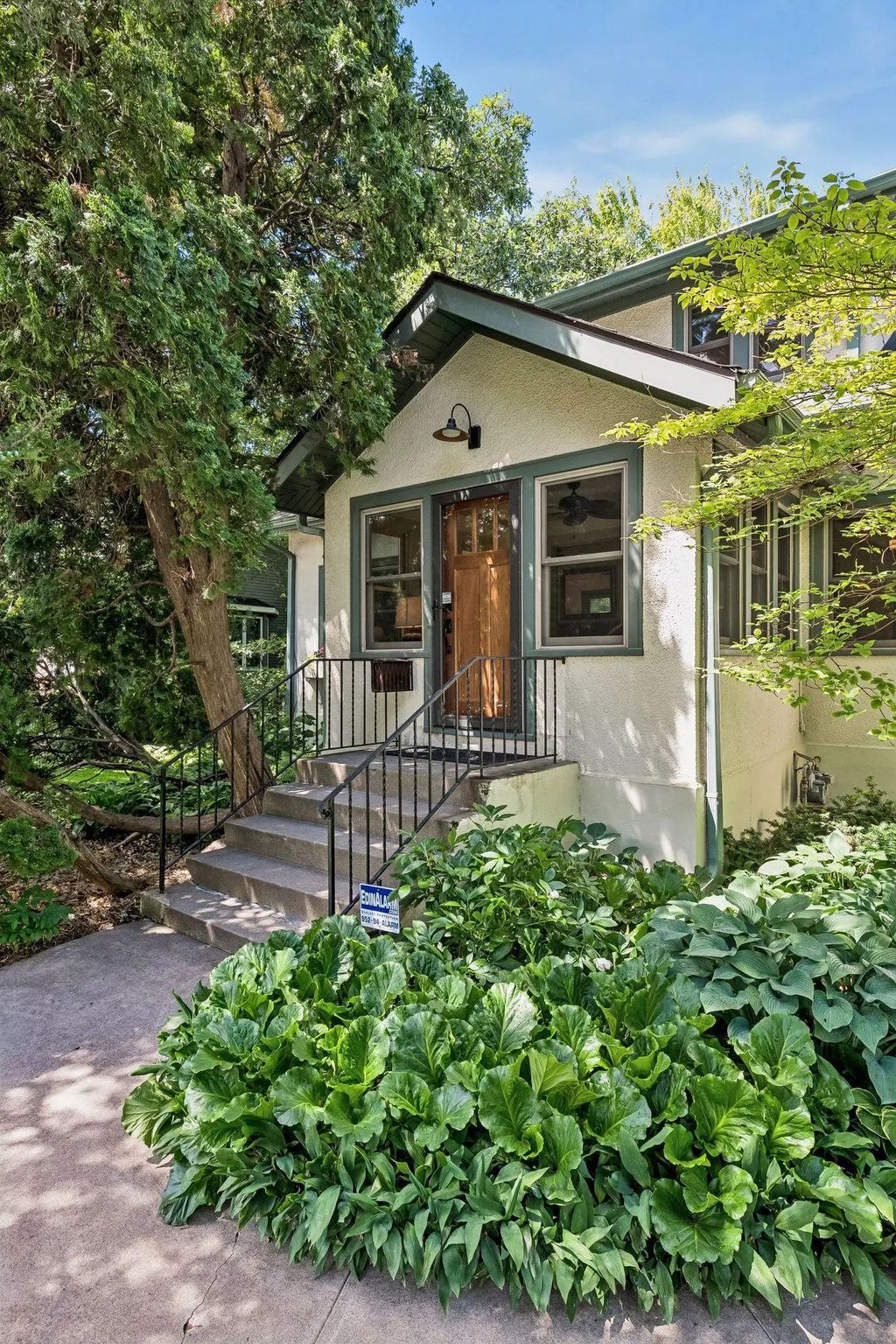 4308 France Avenue S, Edina