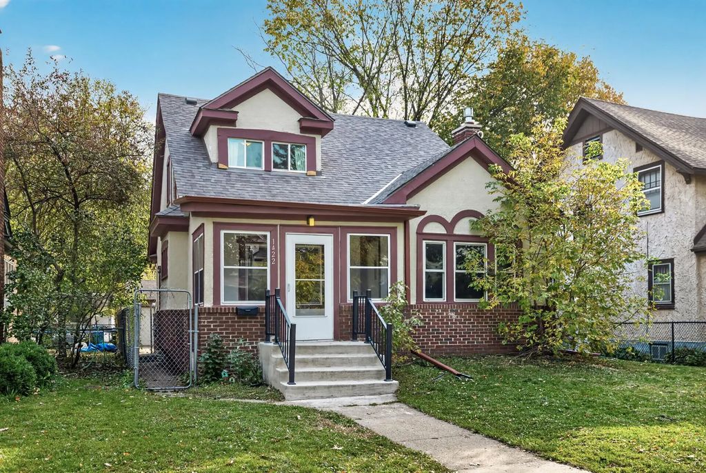 1422 Queen Avenue N, Minneapolis