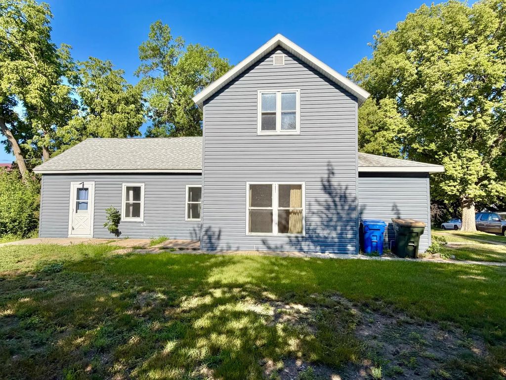 365 7th Avenue, Granite Falls