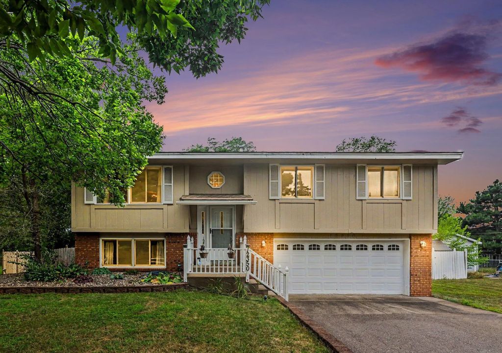 12350 Gladiola Street Nw, Coon Rapids