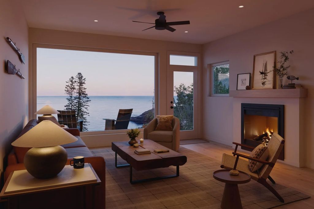 118 E Lakeview Dr, Silver Bay