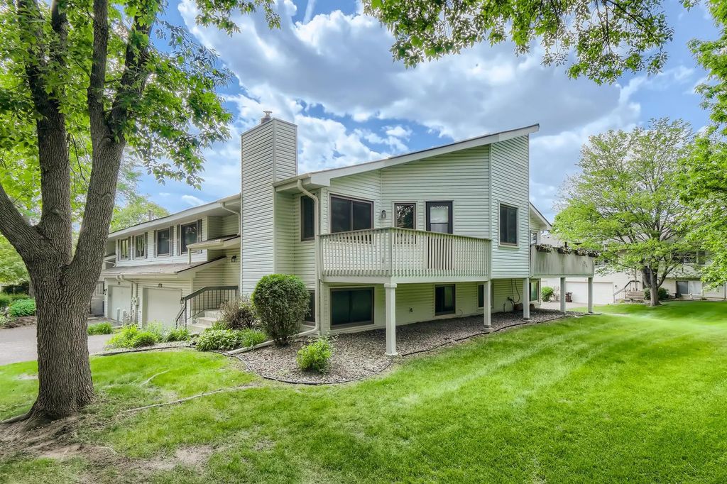 4118 Hemlock Lane N, Plymouth