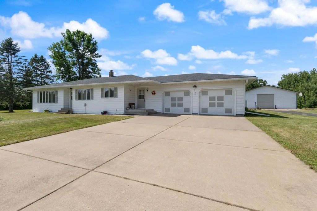 1433 Morris Avenue, Hinckley