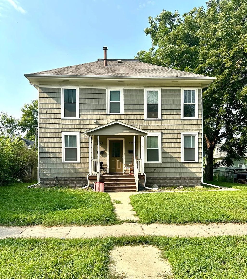 506 W College Street, Albert Lea
