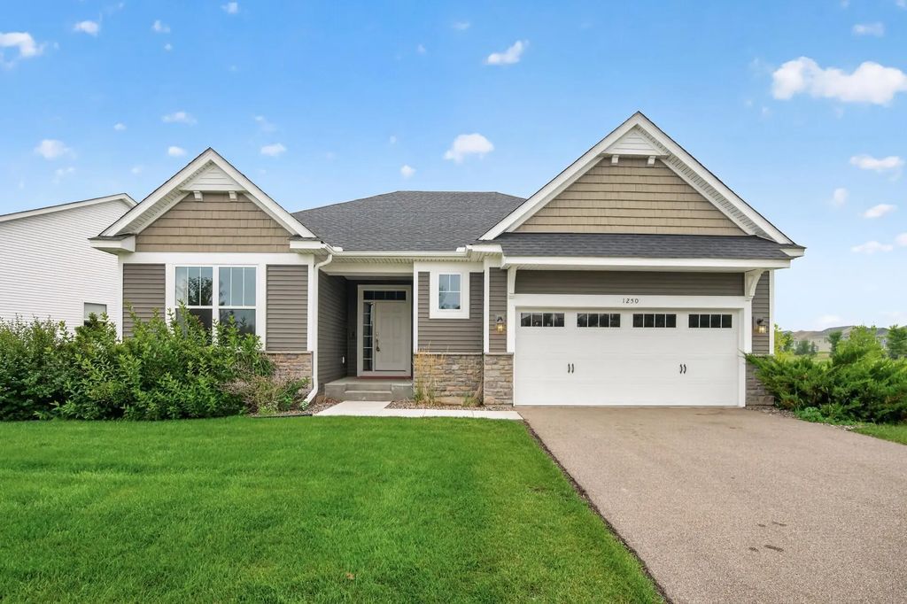 1250 Oak Tree Court, Carver