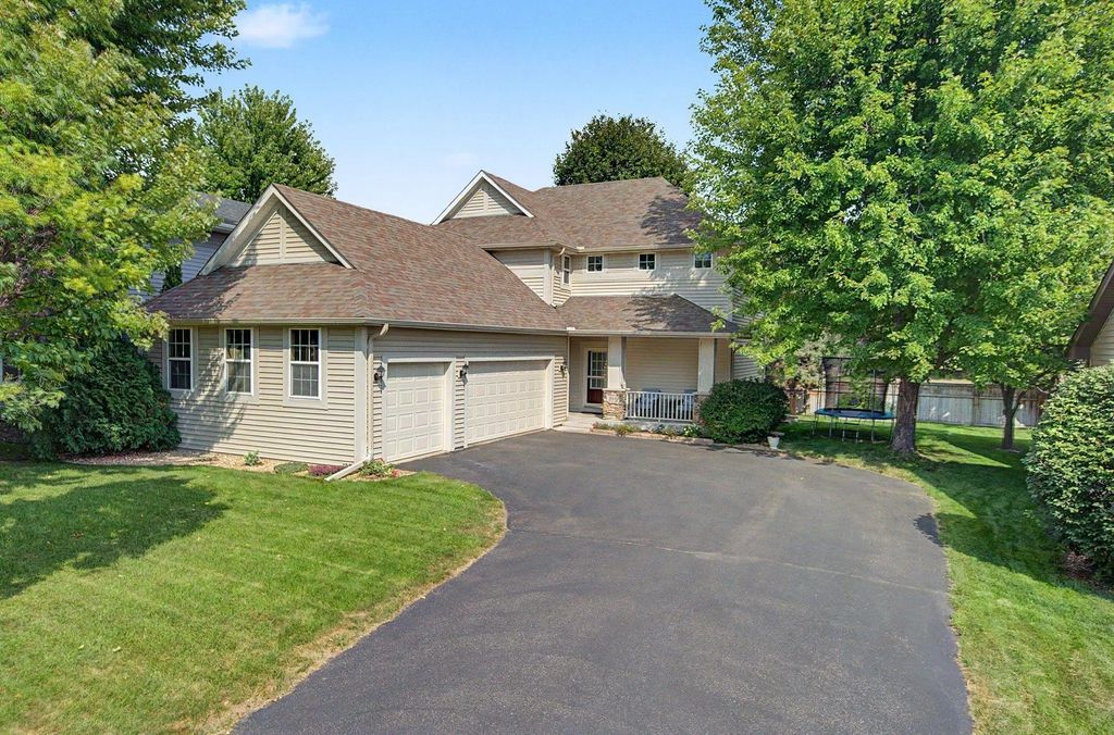 9906 Scott Avenue N, Brooklyn Park