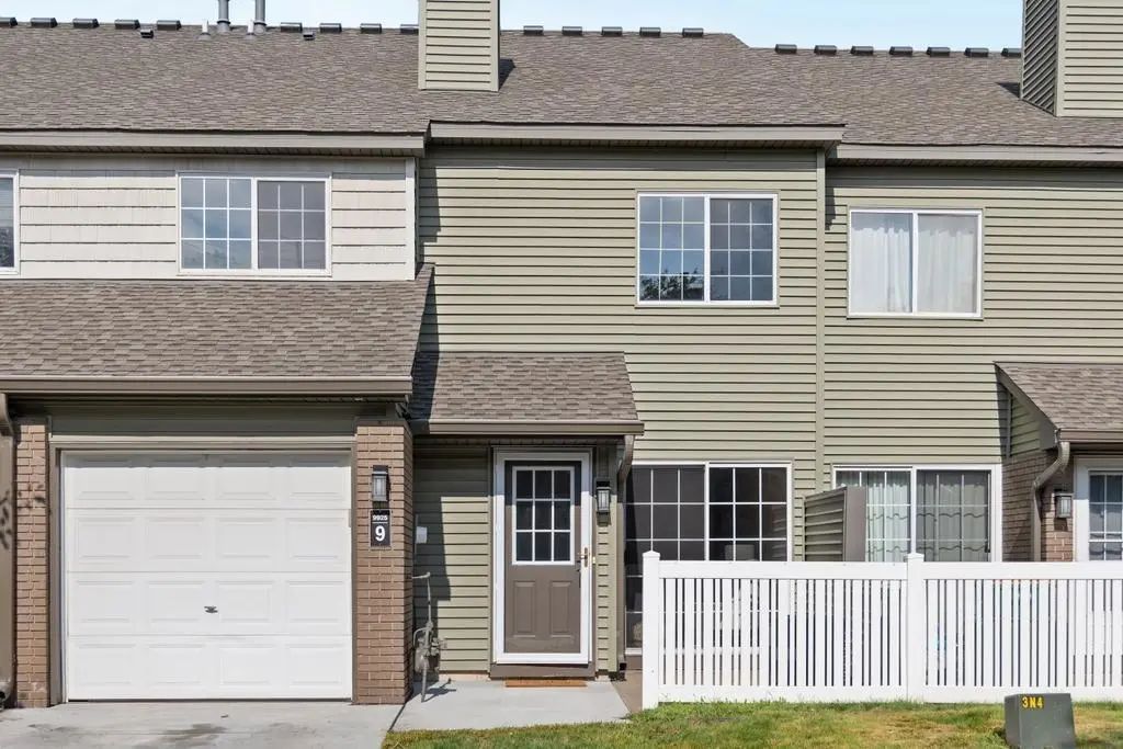 9925 Russell Avenue N 9, Brooklyn Park