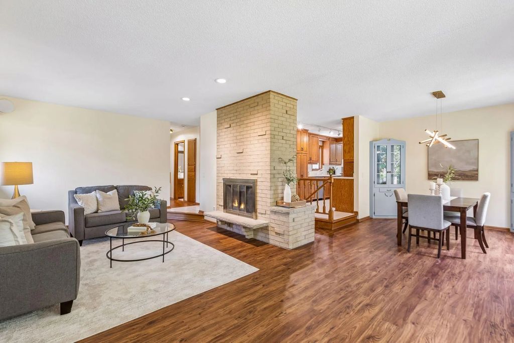 5908 W 104th Street, Bloomington