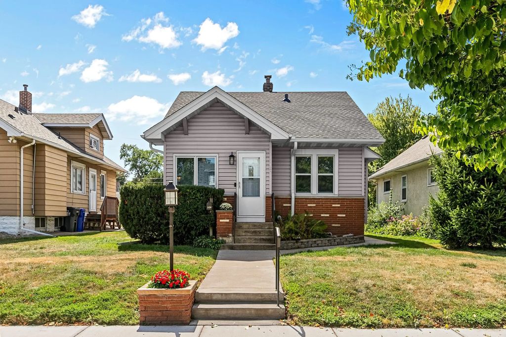 1420 Taylor Avenue, Saint Paul