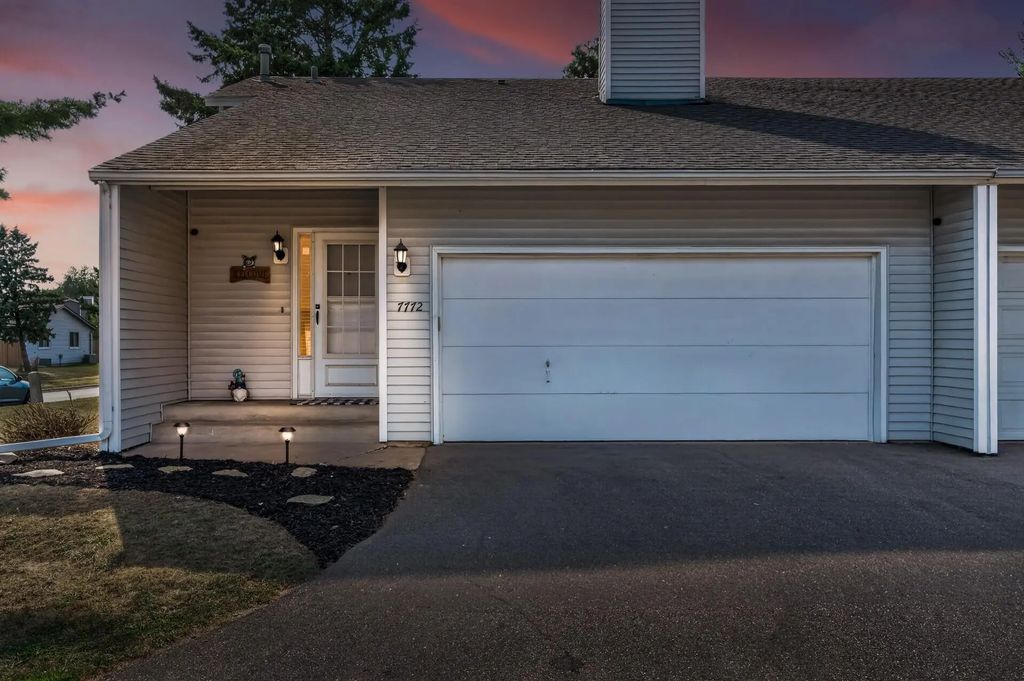 7772 Rimbley Road, Woodbury