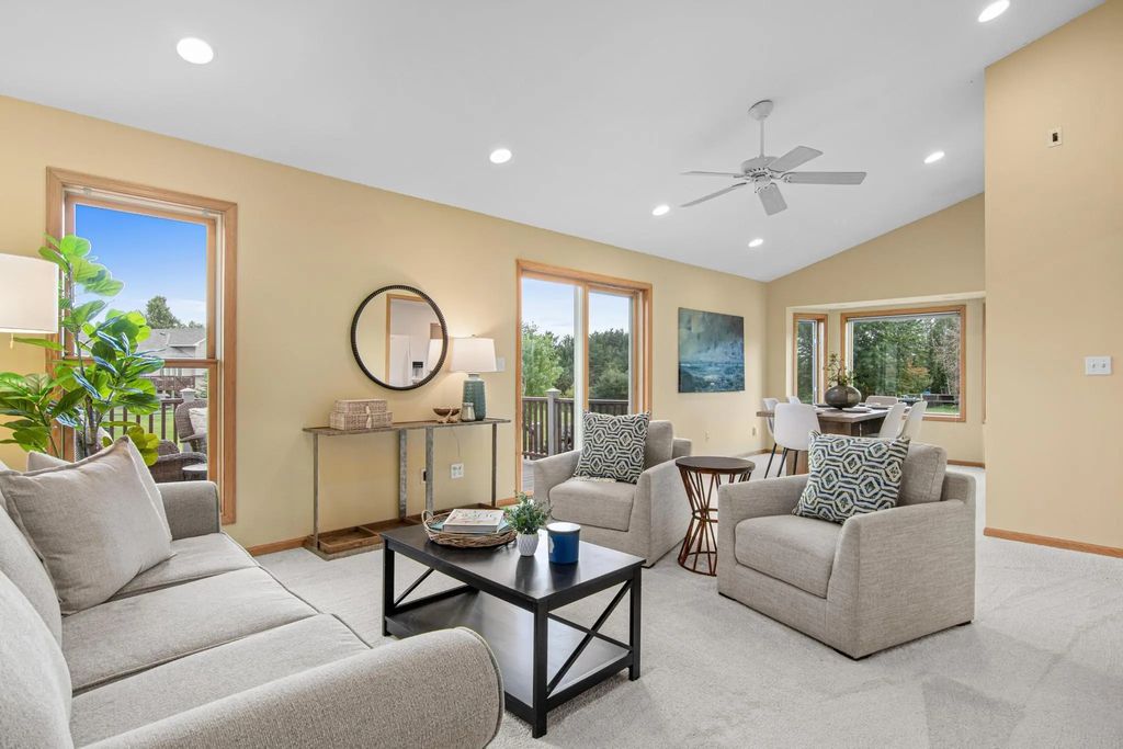 17213 Van Buren Street Ne, Ham Lake