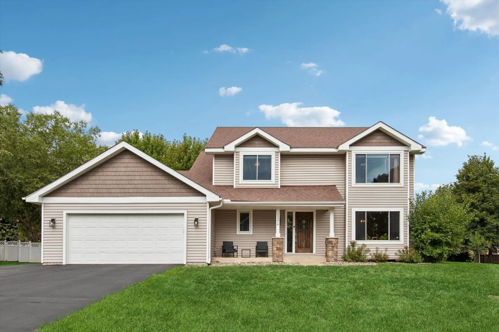 20374 Kensington Way, Lakeville