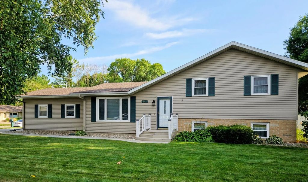 904 Willmar Avenue Se, Willmar