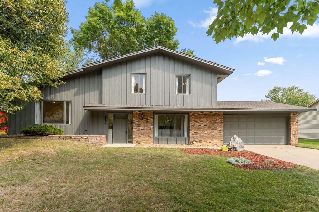 6359 131st Street Court, Apple Valley