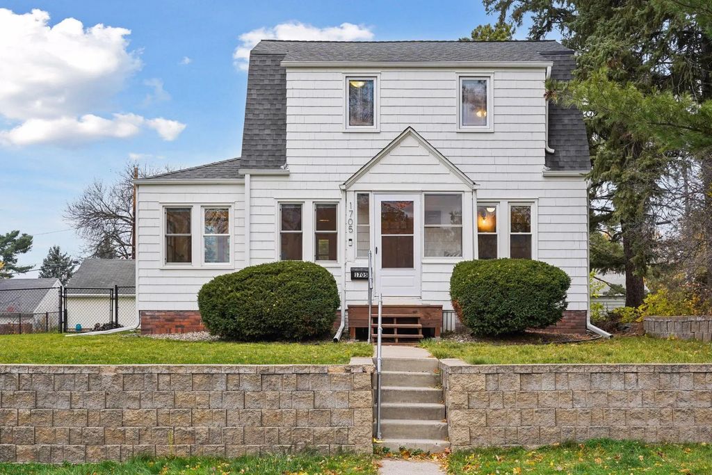 1705 Ivy Avenue E, Saint Paul
