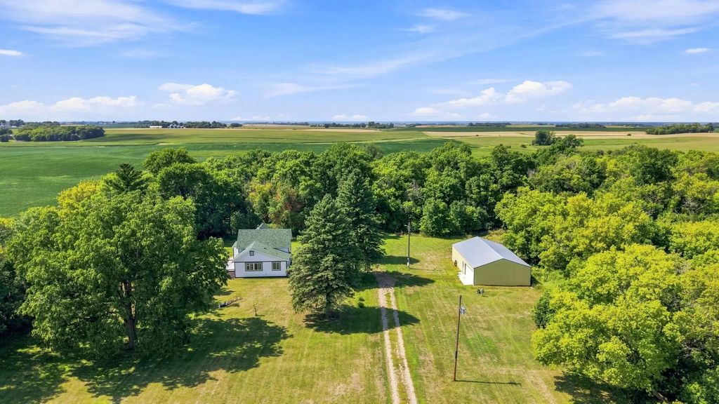38401 County Highway 21, Rothsay