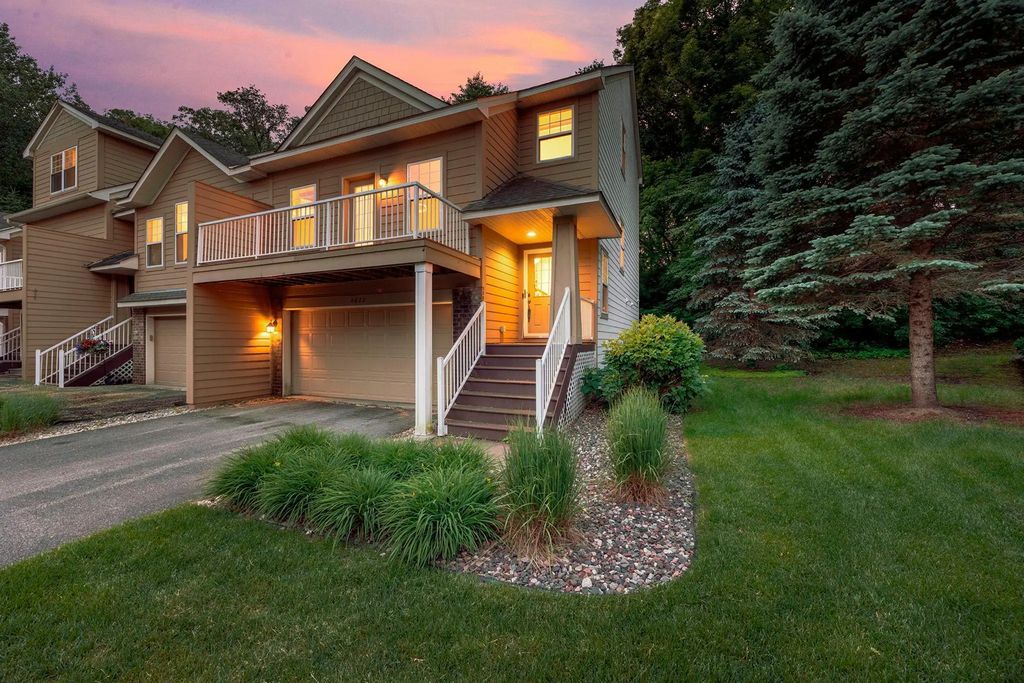 4022 Cedar Grove Lane, Eagan