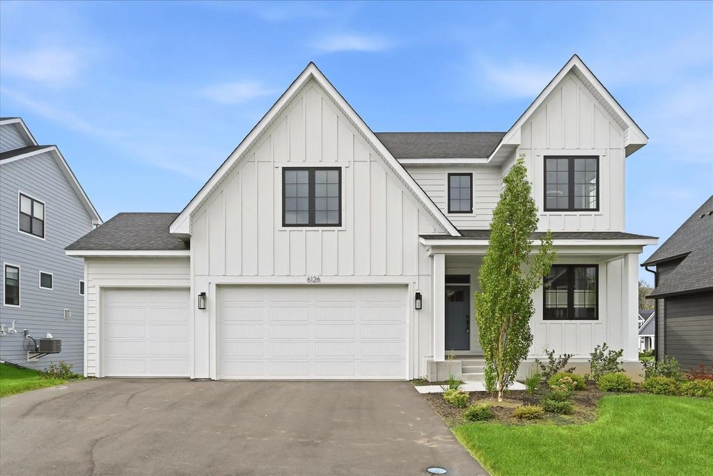 6126 Harkness Lane S, Cottage Grove