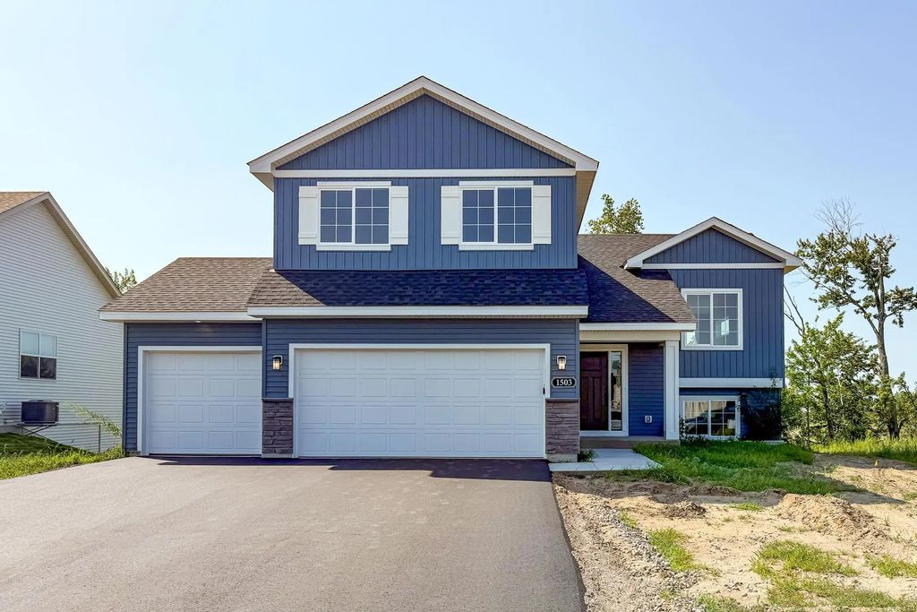 1503 Woods Road Ne, Isanti