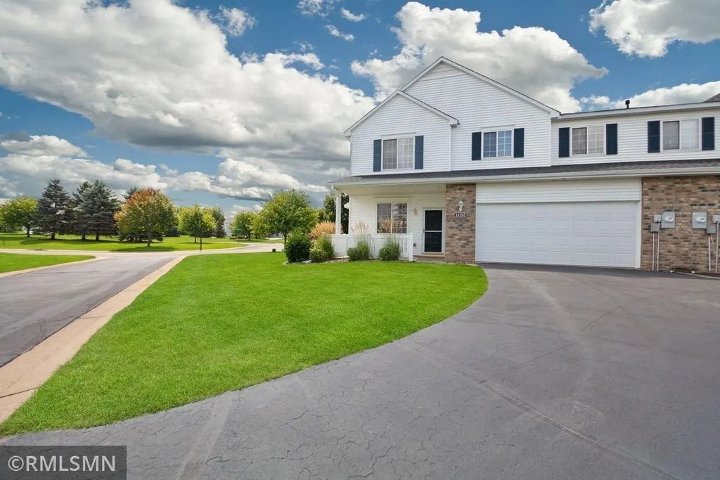 14195 Augusta Way 1404, Rosemount