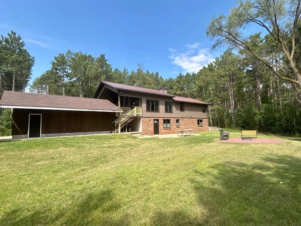 1131 Broken Arrow Road, Hudson