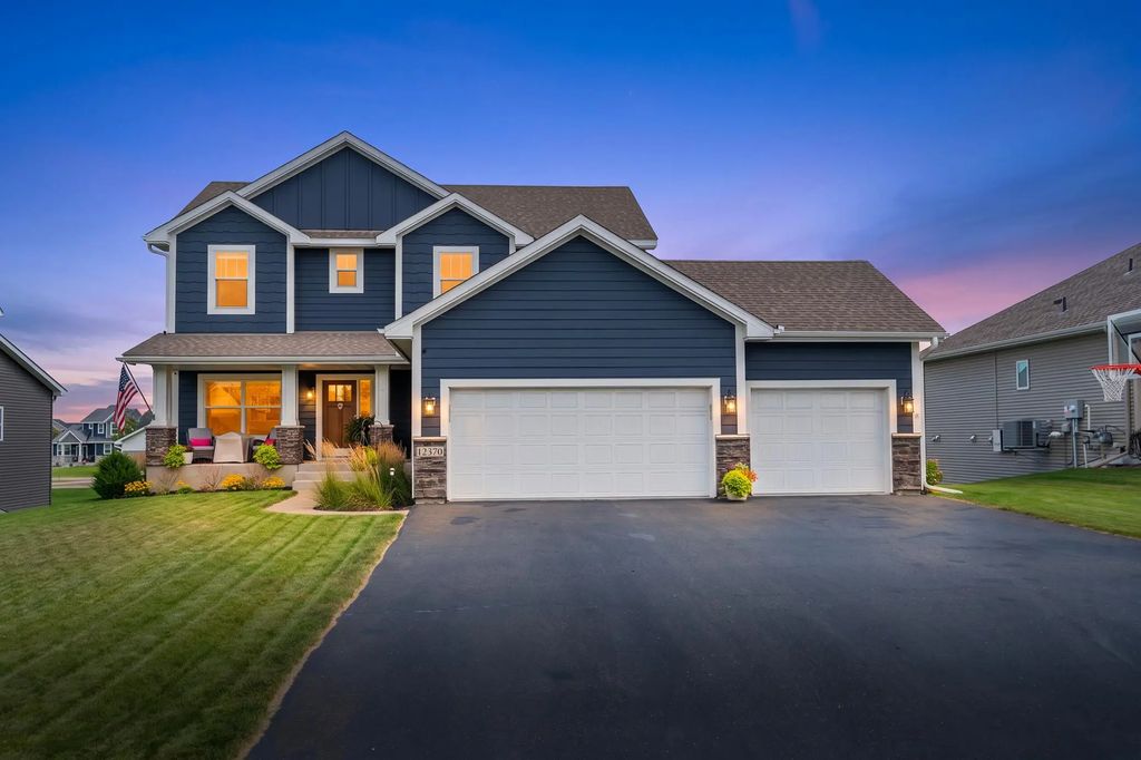 12370 Fletcher Drive, Rogers