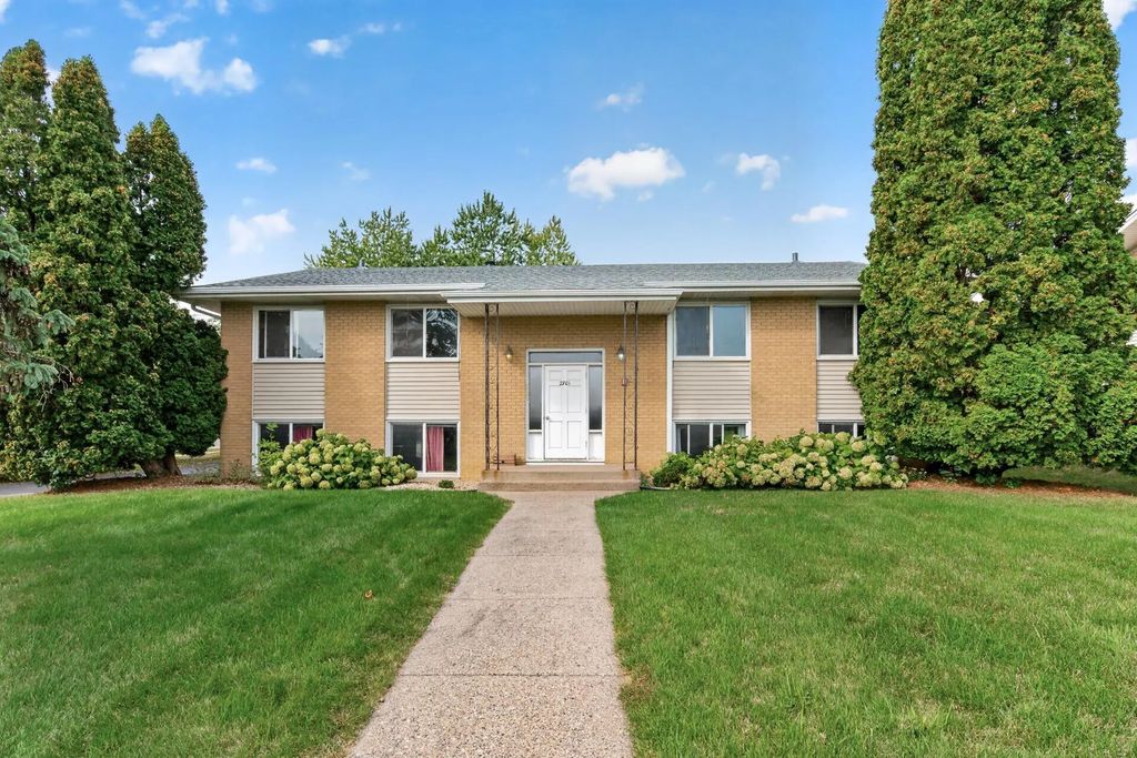 2701 Virginia Avenue N, New Hope