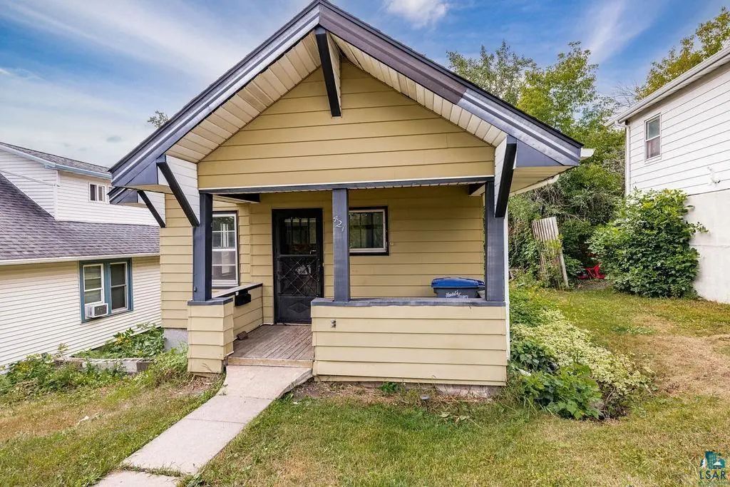 421 N 11th Avenue W, Duluth