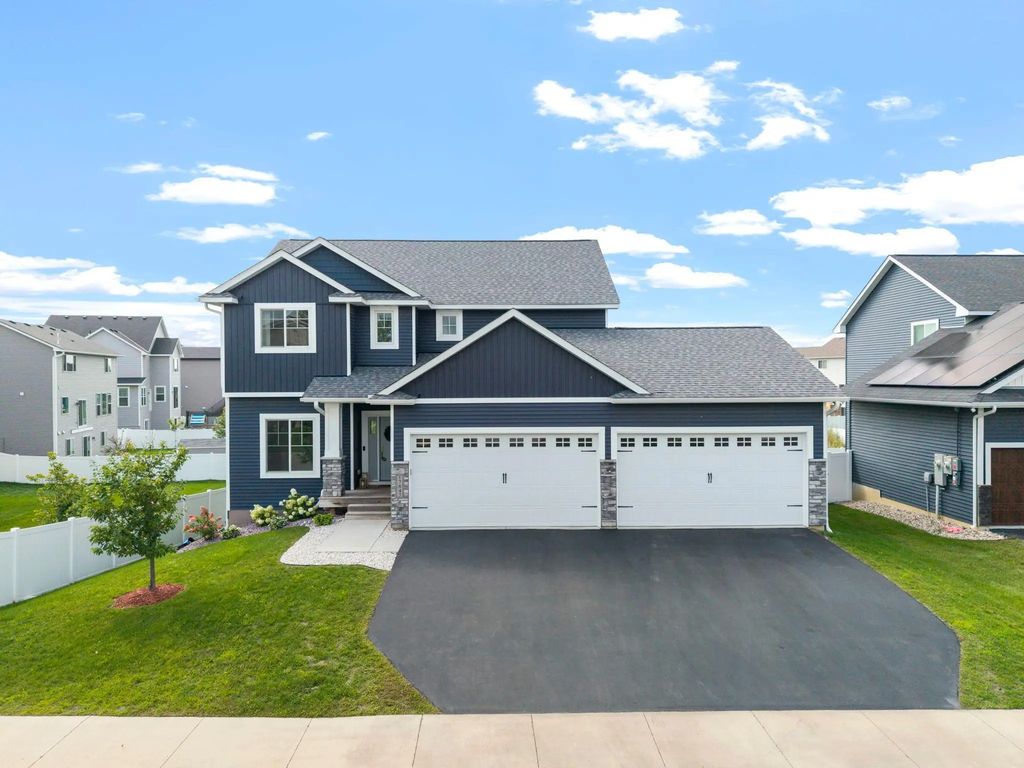 17847 Eclipse Avenue, Lakeville
