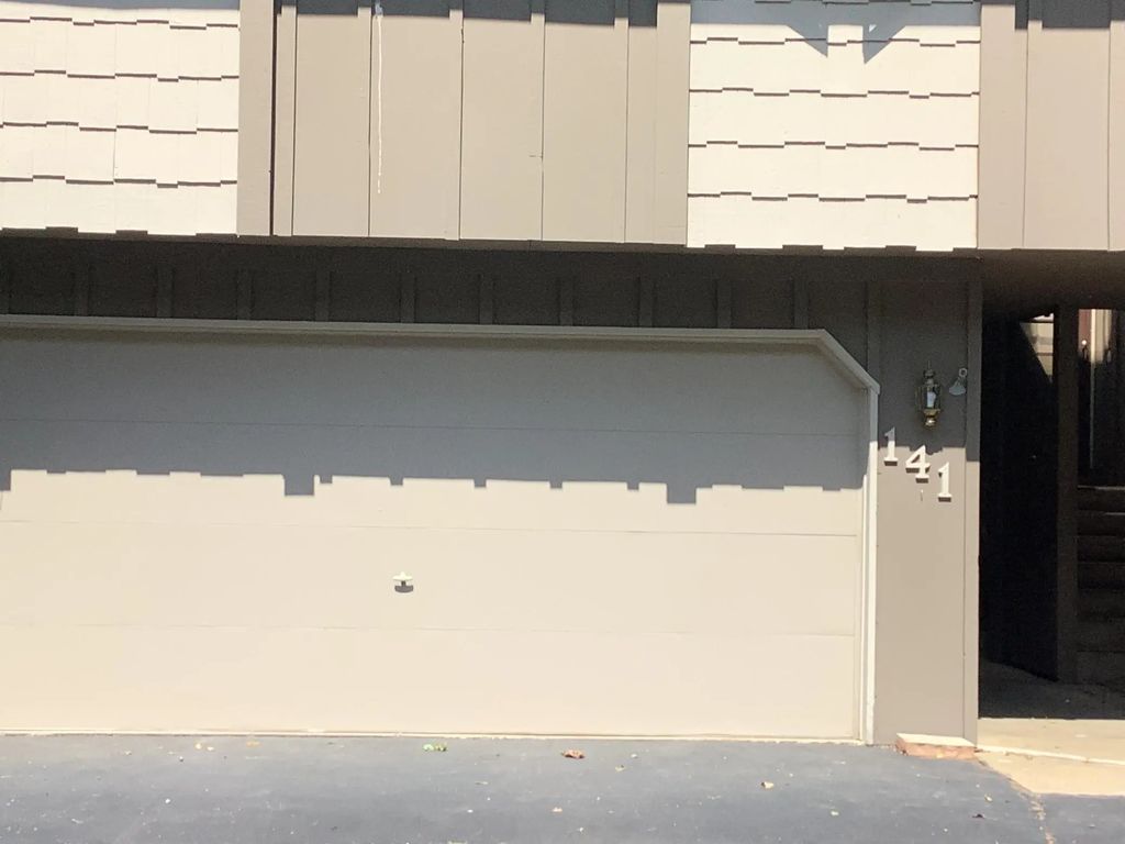 141 Kingswood Drive, Red Wing