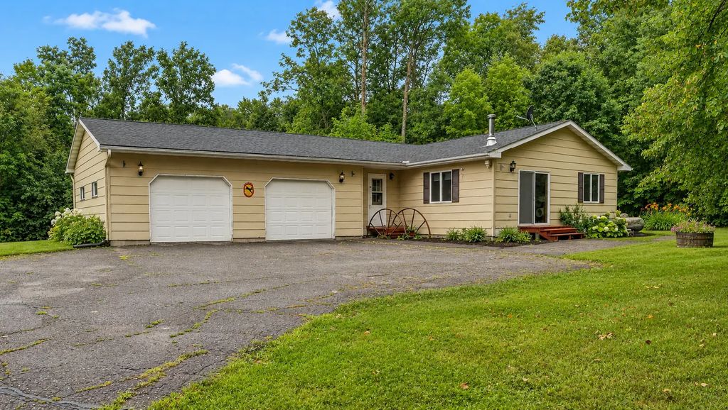5790 Henriette Road, Grasston