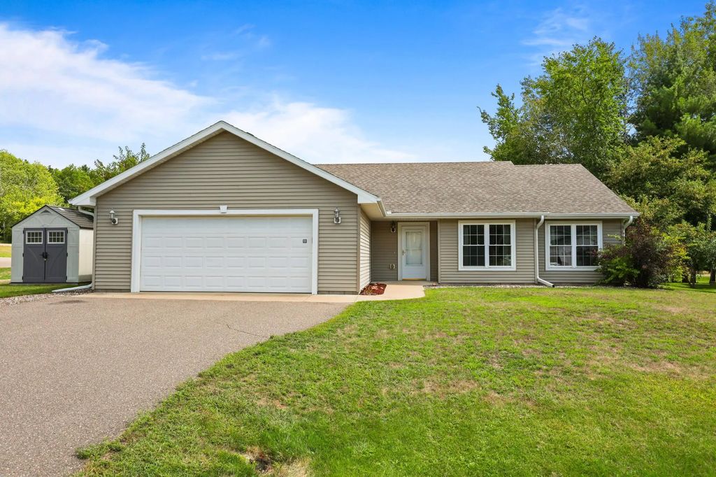 141 Boulder Place, Randall