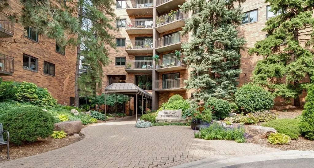 210 W Grant Street 506, Minneapolis